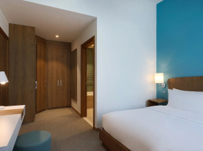 Element Al Mina, Dubai