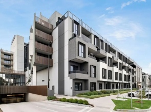 Hobson Apartments by Urban Rest