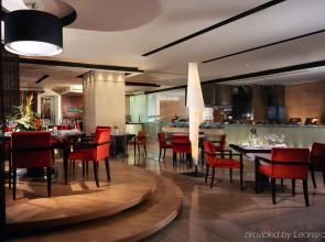 Отель Kempinski Mall Of The Emirates