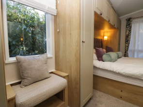 Lily Rose Lodge