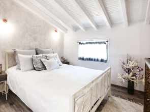 Poseidon Apartments