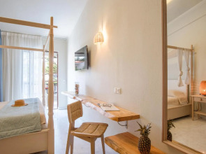 Bourtzi Hotel
