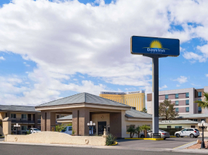 Days Inn by Wyndham Las Vegas Airport Near the Strip