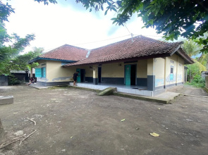 Hotel O Gians Homestay Near SMKN 2 Kuripan