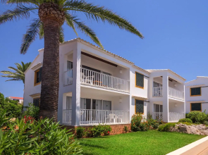AluaSun Far Menorca Hotel
