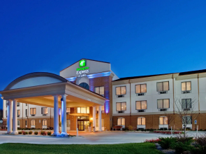 Holiday Inn Express Hotel and Suites St. Charles by IHG