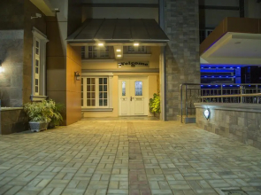 De Franklin Apartments