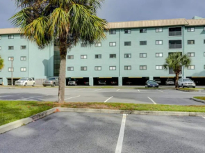 Hilton Head Resort by TO