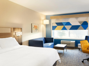 Holiday Inn Express Hotel & Suites Newton