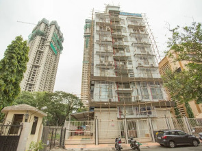 OYO 7150 Apartment Metro View Residency