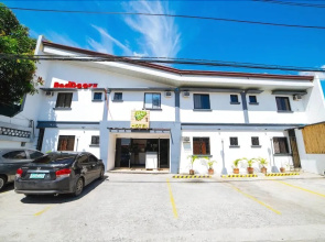 RedDoorz Plus @ Hensonville Angeles City