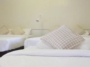 UDEE Cozy Hotel