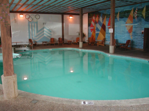 Golden Arrow Lakeside Resort