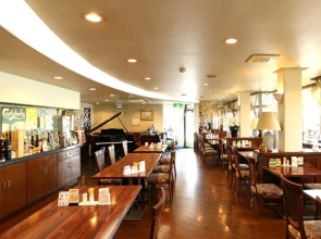 Cafe & Pension Asuka