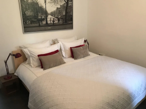 Reguliersgracht apartment