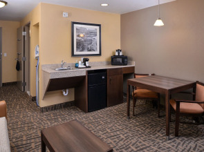Holiday Inn Express & Suites Page - Lake Powell Area by IHG