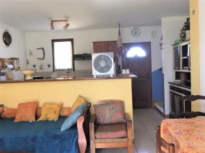 House With 2 Bedrooms in Ansouis, With Wonderful Mountain View, Pool A