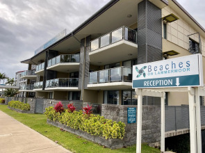 Beaches on Lammermoor Apartments