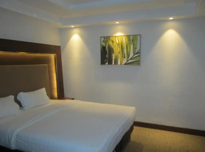 Mera Houses Aparthotel