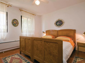 Beautiful Apartment in Kanica With 2 Bedrooms and Wifi