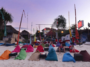 The Tanis Beach Resort Nusa Lembongan