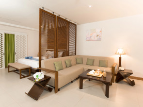 The Cliff Resort & Residences