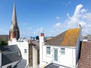 Clifton Place with Outside Terrace - Guest Homes