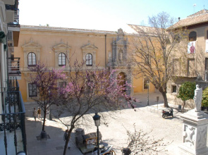 La Perla Granada Suites