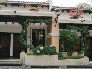 New and Luxurious Apartment