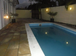 Villa With 6 Bedrooms in Pereybère, With Wonderful Mountain View, Priv