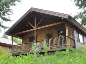 Historic Tamarack Lodge & Cabins