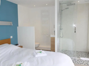 VANEAU Splendide duplex sur la Croisette