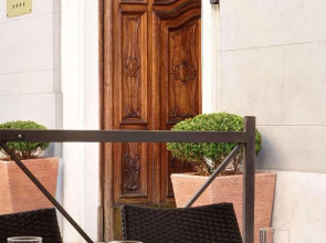 Отель Golden Tulip Rome Piram