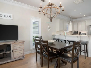Sea Brees Crystal Shores