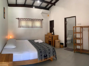 Balong Balong Surf Bungalows