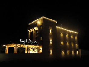 Hotel Dusk and Dawn