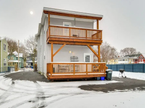 2 Mi to Syracuse University: Apt w/ Fire Pit