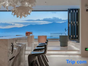 Wushuang Villa Oriental Seaview Resort (Dali Erhai)