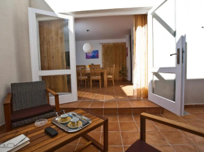 Deluxe Villa Apartment