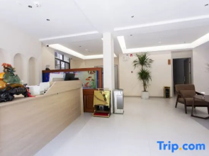 Xijiang Xinqi Hostel (No. 5 Wind Bridge Shop)