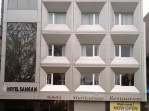 Vista Rooms at Sangam Talkies Road