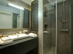 In The Sky - Sky Tower Apartments