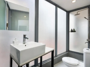 Ekomo Home 102 - Central Saigon