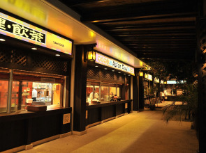 Hotel Breezebay Marina