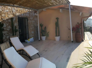 House in Grimaldi. Spectacular view over the French Riviera!