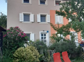 Orange Cube Apartment