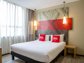 ibis Lanzhou Wuquan Square