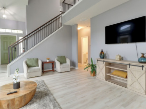 17 Mi to Dtwn Austin! Family Escape w/ Pool Access