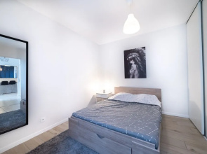 Intimate Flat Roannais