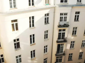 INApartments Classic Riverside